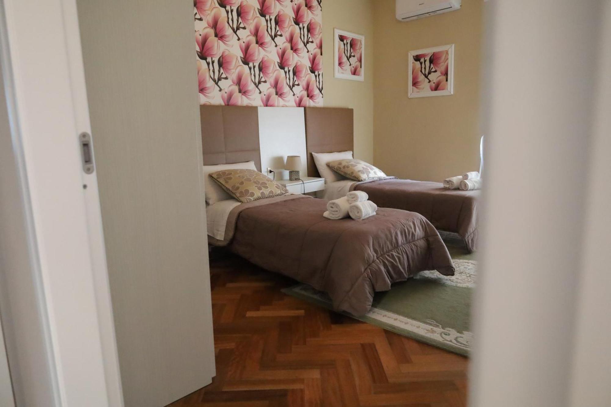 Accademia Apartment Сассари Экстерьер фото